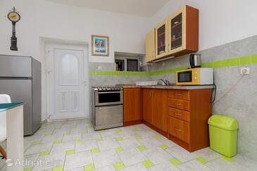 Appartamenti accanto al mare Igrane, Macarsca - Makarska - 23620