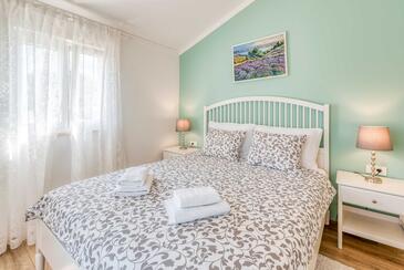 Seaside house for families with children Malinska, Krk - 23624
