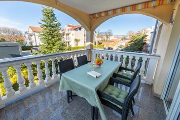 Apartmaji s parkingom Njivice, Krk - 23632 Adriatic.hr
