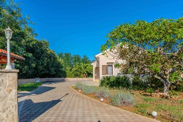 Privlaka, Zadar, Overnatting 23633 - Feriehus med sandstrand.