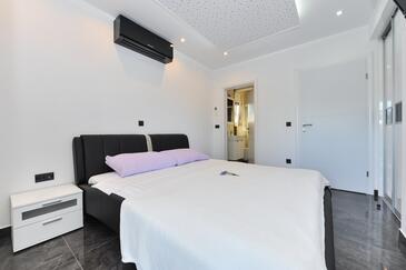 Haus mit Pool für Familien Privlaka, Zadar - 23636