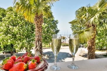 Apartment with terrace Poreč, Istria