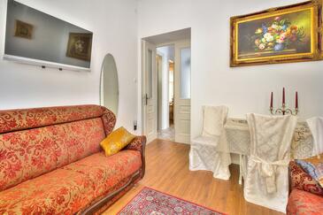 Apartment with terrace Poreč, Istria
