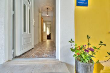 Apartment with terrace Poreč, Istria