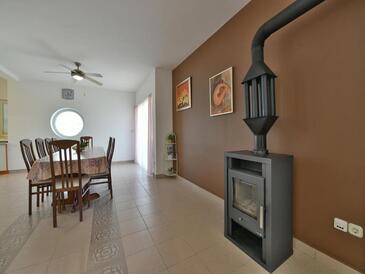 Family friendly house with a swimming pool Privlaka, Zadar - 23642