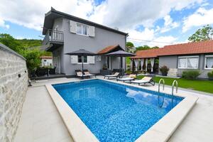 Holiday house with a swimming pool Lučane, Zagora - 23648