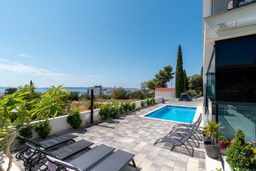 Apartments with swimming pool Okrug Gornji, Čiovo - 23649 Adriatic.hr