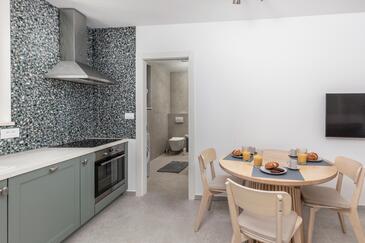 Apartmani uz more Malinska, Krk - 23651