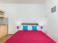 Valbandon, Schlafzimmer in folgender Unterkunftsart studio-apartment, WiFi.