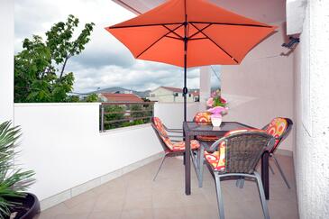 Ferienwohnungen mit Parkplatz Okrug Gornji, Ciovo - 23665