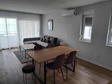 Apartments by the sea Nin, Zadar - 23668