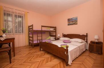 Apartmani uz more Podgora, Makarska - 23678