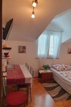 Apartments with parking space Tribunj, Vodice - 23680