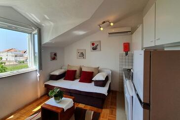 Apartments with parking space Tribunj, Vodice - 23680