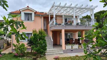 Tribunj, Vodice, Szálláshely 23680 - Apartmanok kavicsos stranddal.