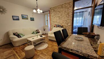Apartmaji z internetom Njivice, Krk - 23682 Adriatic.hr