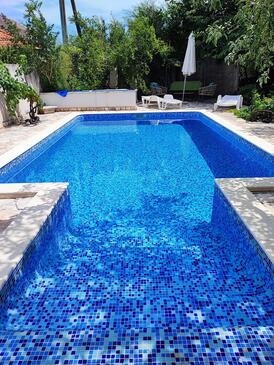 Apartment with terrace Vela Luka, South Dalmatia