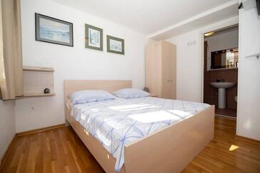 Appartamenti con piscina per famiglie Lìccino - Lič, Gorski kotar - 23685