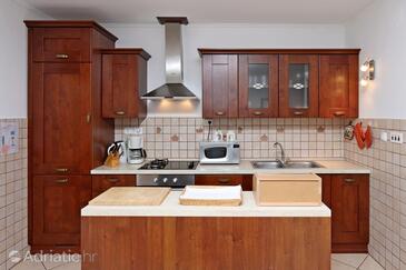 Apartmány s parkovištěm Lovran, Opatija - 23701