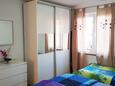 Zadar - Diklo, Bedroom 2 in the apartment, air condition available and WiFi.