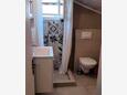 Biograd na Moru, Bathroom in the studio-apartment, WiFi.