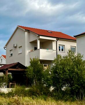 Rogoznica, Rogoznica, Property 23714 - Apartments by the sea.