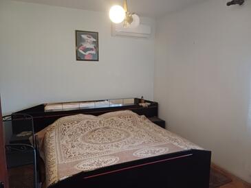 Apartmanok a tenger mellett Arbanija, Ciovo - 23717