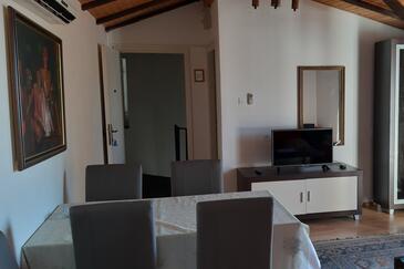 Apartments by the sea Selce, Crikvenica - 2372
