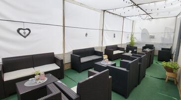 Ferienwohnungen am Meer Tisno, Murter - 23720