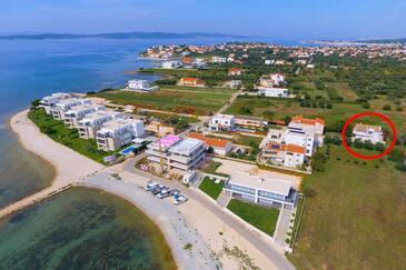 Sukošan, Zadar, Property 23722 - Apartments near sea with pebble beach.