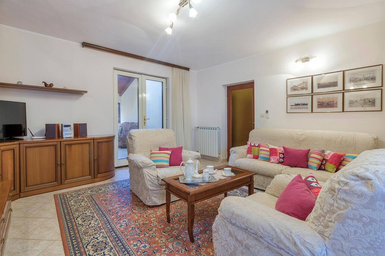 Apartmaji s parkingom Valbandon, Fažana - 23745