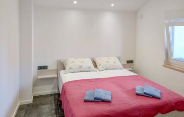 Apartments by the sea Vir - 23753