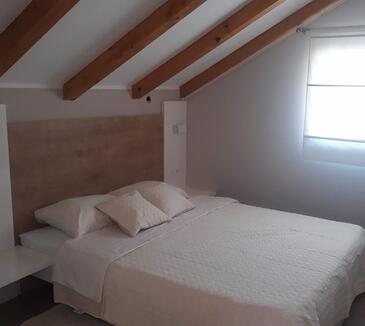 Апартаменти з паркуванням Шібенік - Šibenik - 23756