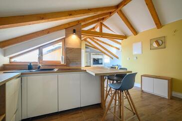 Апартаменти з паркуванням Шібенік - Šibenik - 23756