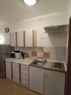 Apartments by the sea Rovanjska, Paklenica - 23758