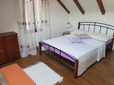 Appartamenti con parcheggio Rukavac, Lissa - Vis - 23763