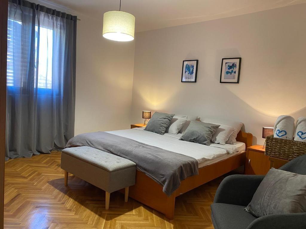 Appartamenti con parcheggio Zaravecchia - Biograd na Moru, Biograd - 23766