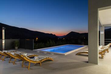 Familjehus med pool Srinjine, Split - 23770