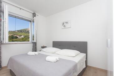 Familjehus med pool Srinjine, Split - 23770