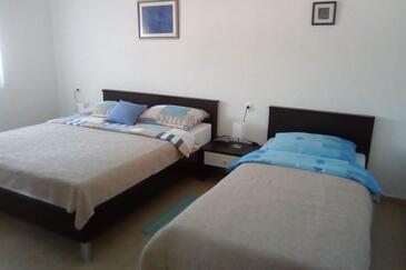 Apartamente în loc retras Vir - 23773