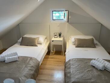 Casa vacanze con parcheggio Bol, Brazza - Brač - 23788