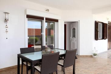 Appartamenti con parcheggio Mastrinka, Bua - Čiovo - 23789