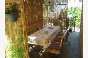 Dvoupokojový apartmán Šibenik (A-23791-a(