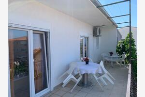 Trosoben apartma Rogoznica (A-23796-b(