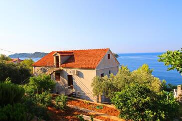 Karbuni, Korčula, Property 23806 - Apartments by the sea.