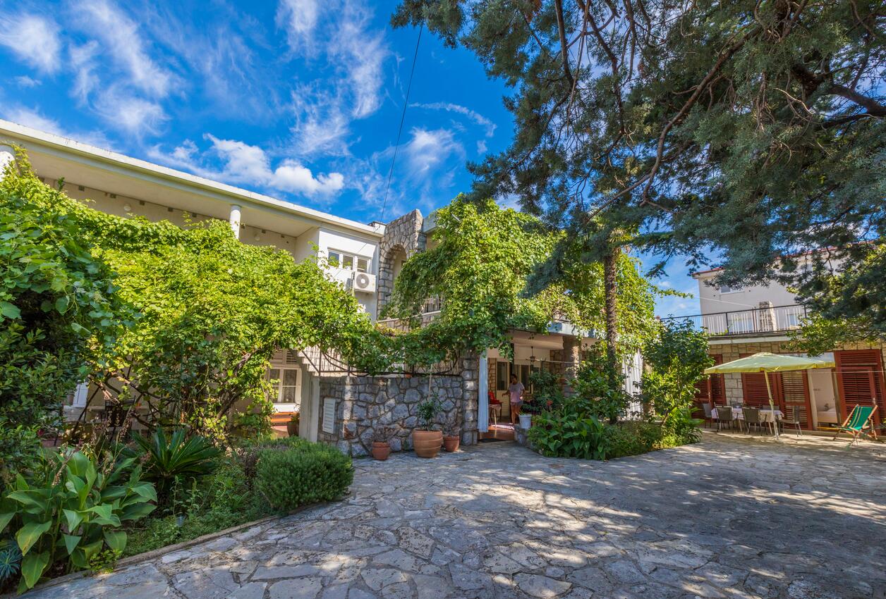 Ferienwohnungen mit Parkplatz Selce, Crikvenica - 2381