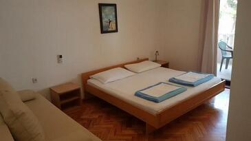 Apartments by the sea Duće, Omiš - 23810