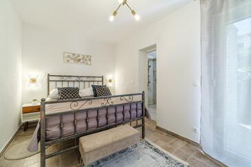 Haus mit Pool für Familien Supetar, Brac - 23813