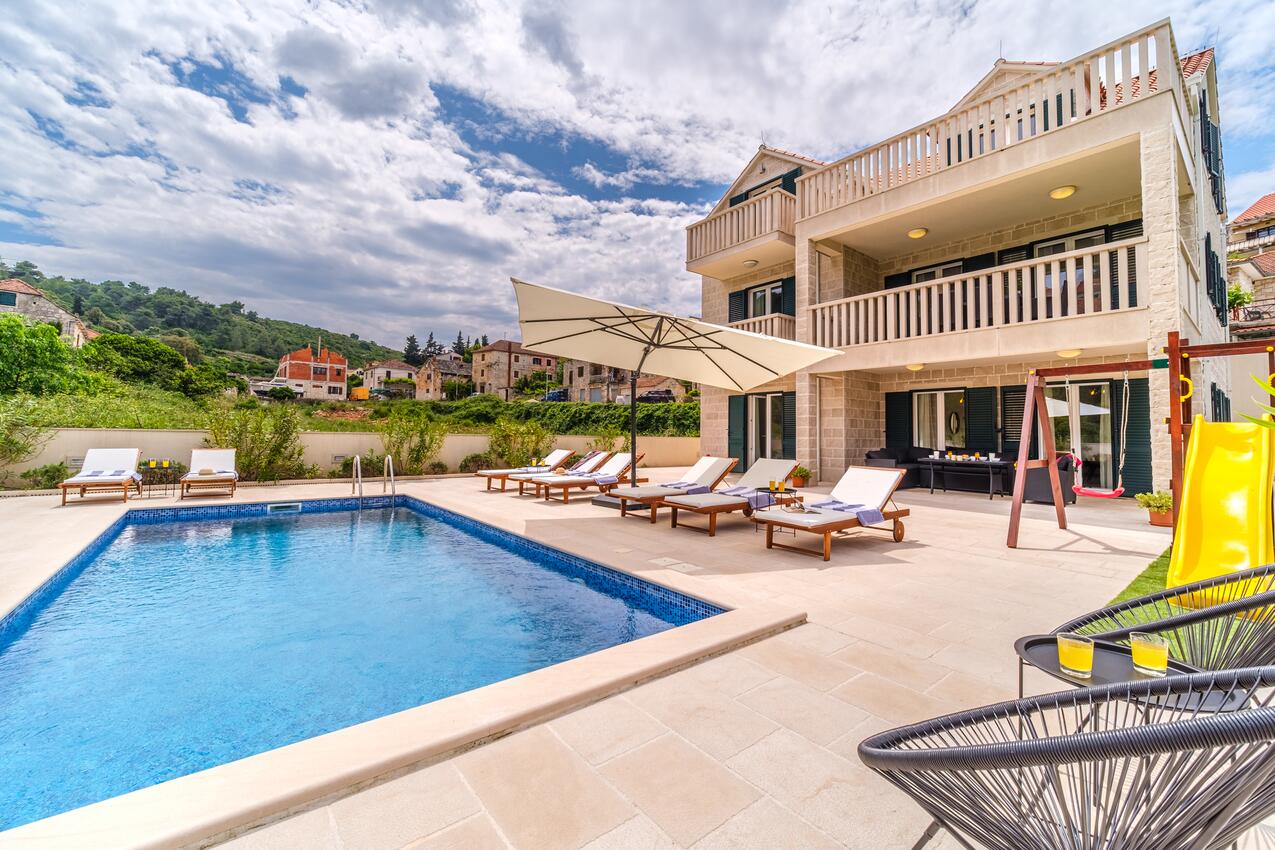 Giardino - Villa di lusso accanto al mare con piscina Splitska, Brazza - Brač