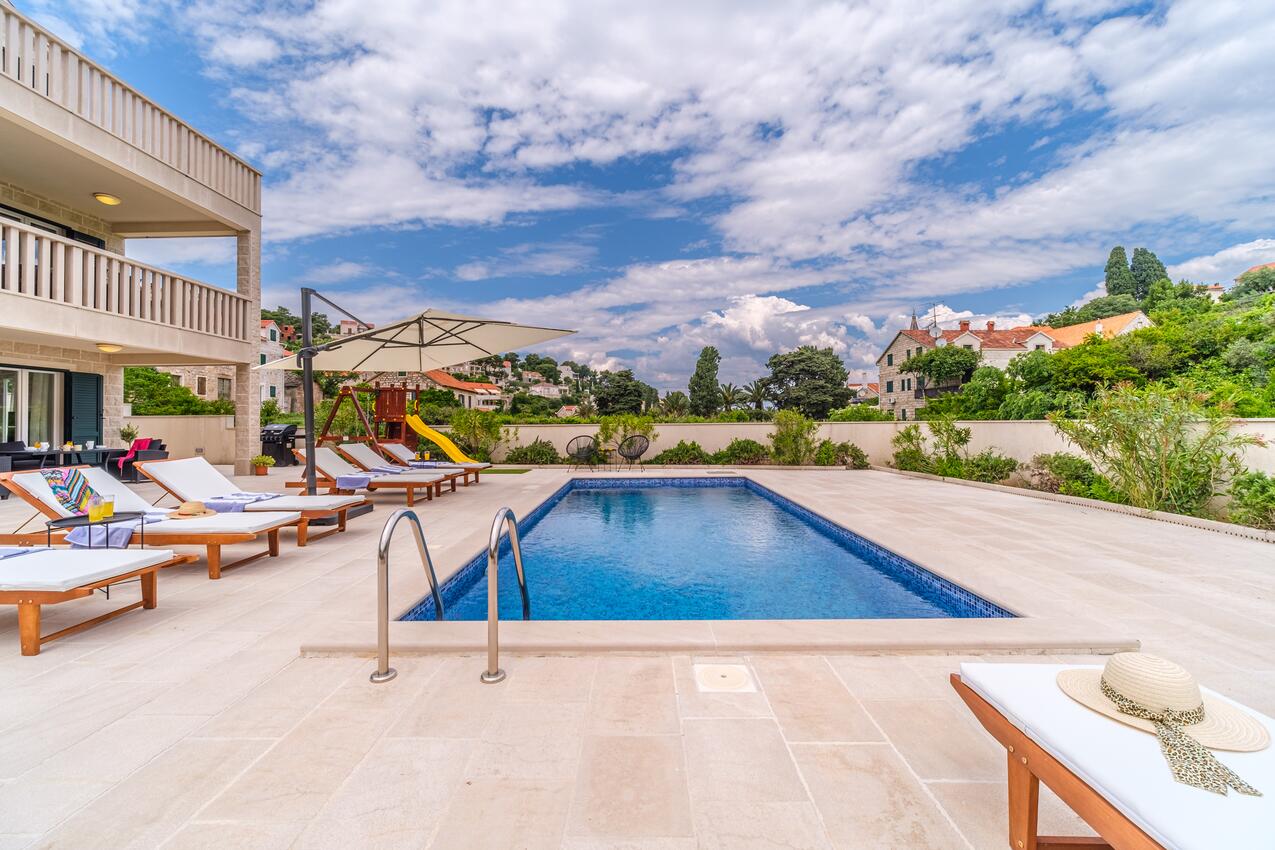 Giardino - Villa di lusso accanto al mare con piscina Splitska, Brazza - Brač